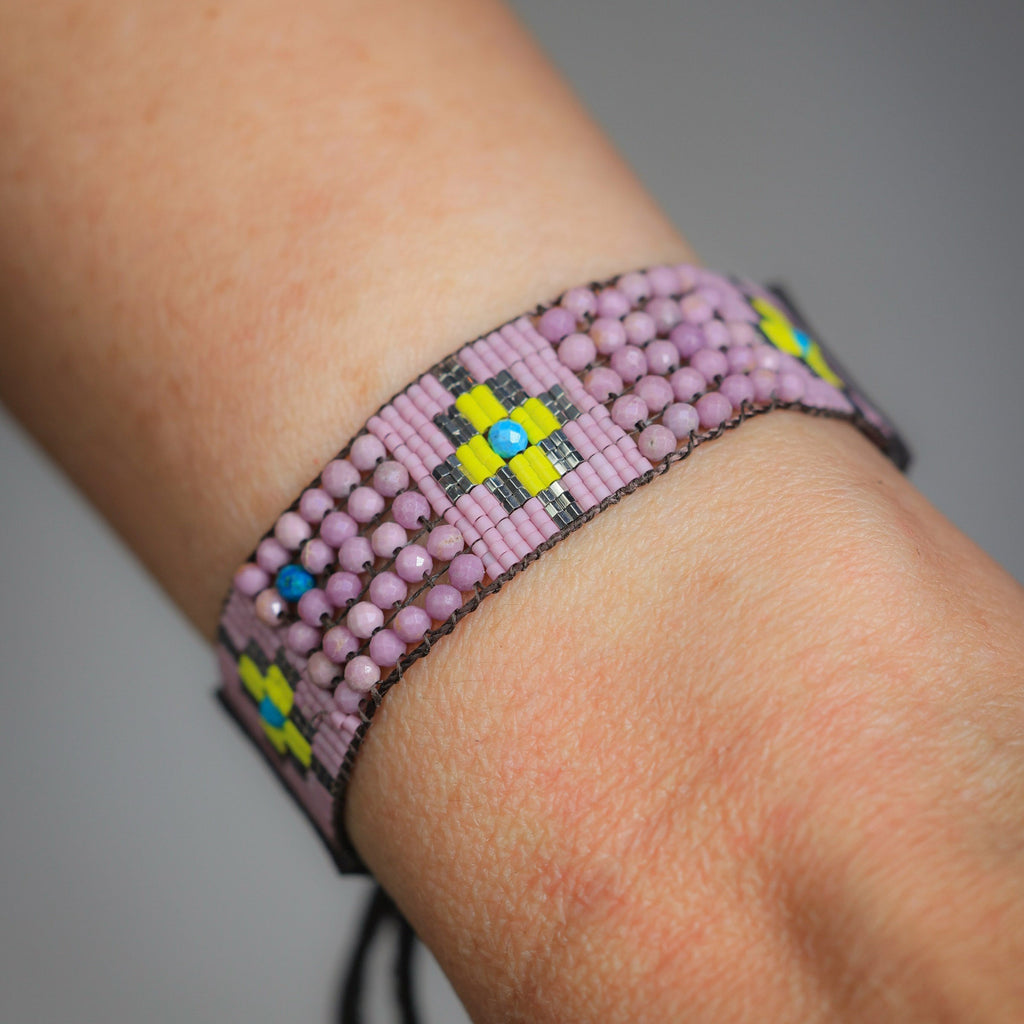 Lavender Jade Ojo Bracelet