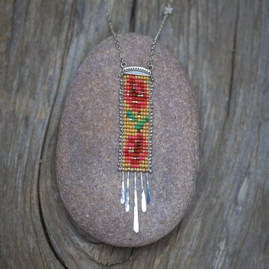 Rosas Necklace in Gold