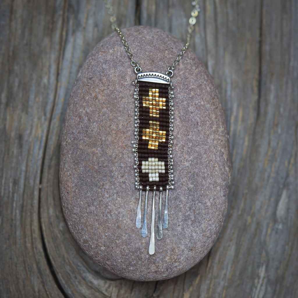 Golondrinas Necklace in Brown