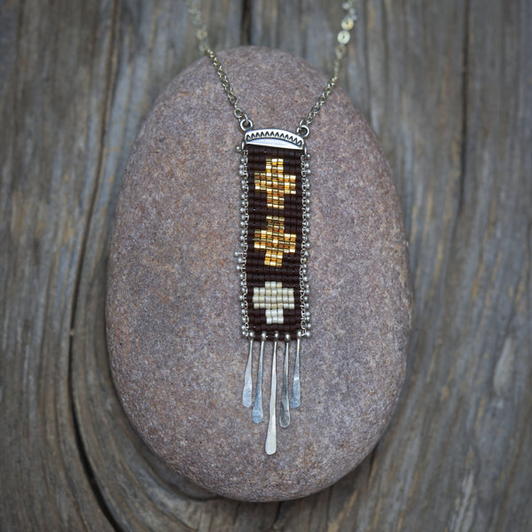 Golondrinas Necklace in Brown