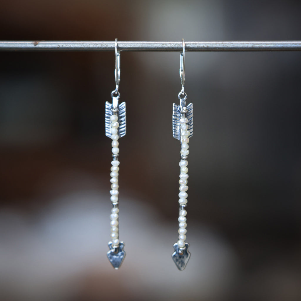 Twin Arrows Earrings with Pearl