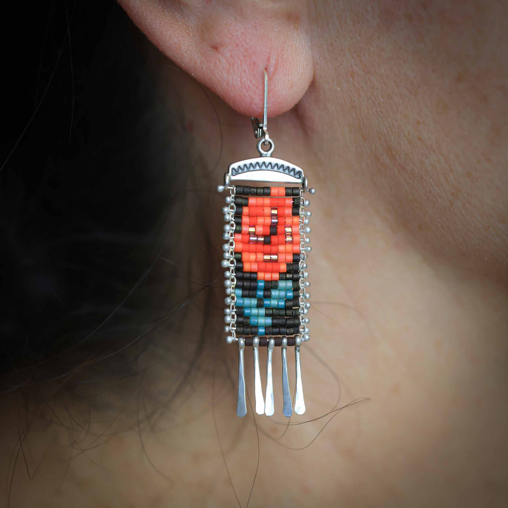 Rosas Earrings in Brown (ear wire or post)