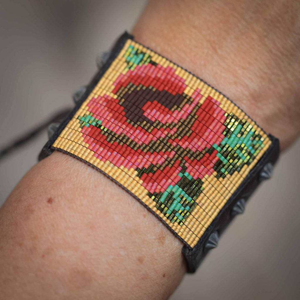 Rosa Bracelet in Gold