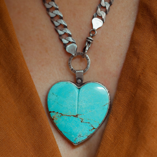 Light Kingman Turquoise Heart Necklace with Curb Chain