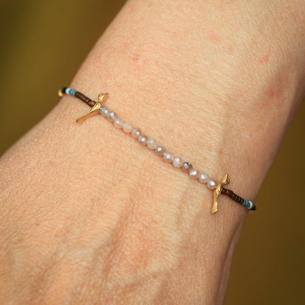 Birds Bracelet with Peach Moonstone  in 24K Vermeil longer