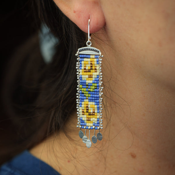 Long Rosas Earrings with Yellow Roses