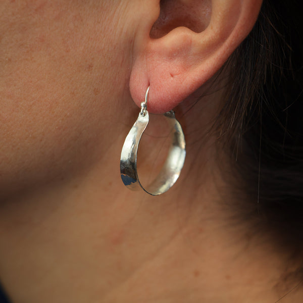 Small Anticlastic Hoops