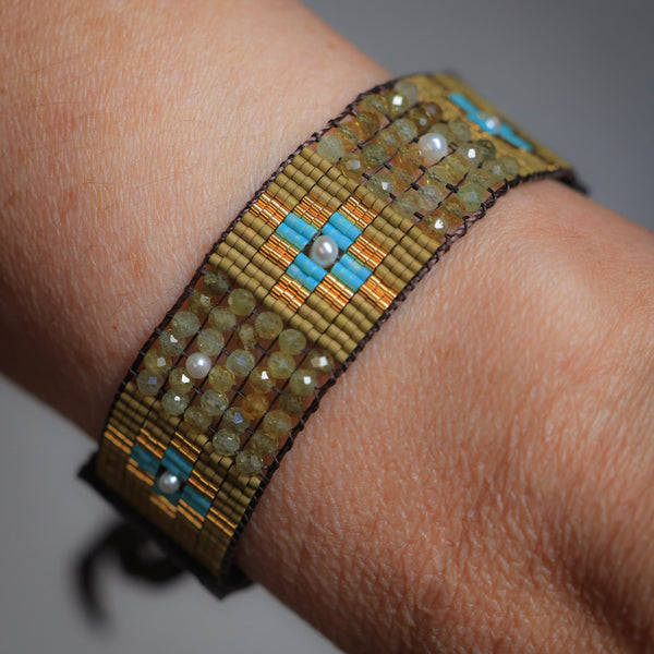 Green Garnet Ojo Bracelet